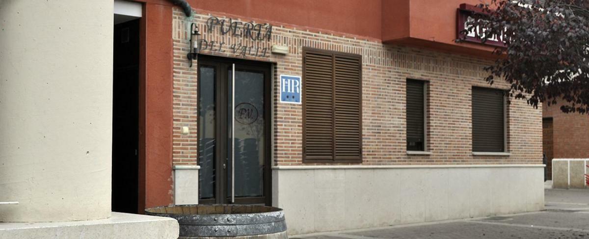 Hostal Puerta Del Valle La Cistérniga エクステリア 写真