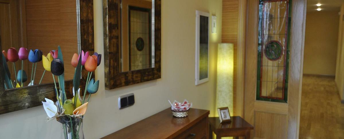 Hostal Puerta Del Valle La Cistérniga エクステリア 写真